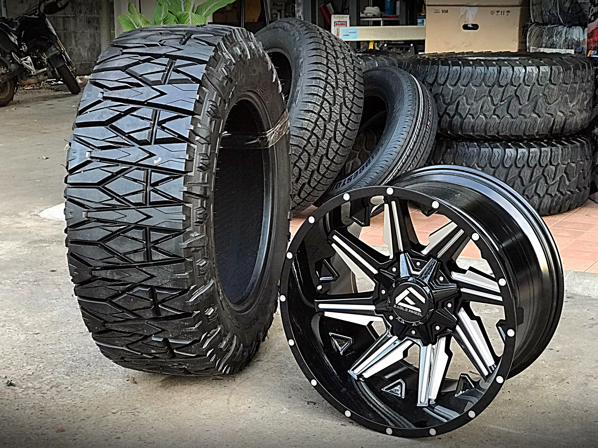 EAGLE WHEELS ทรงเมกา ราคา STEP9