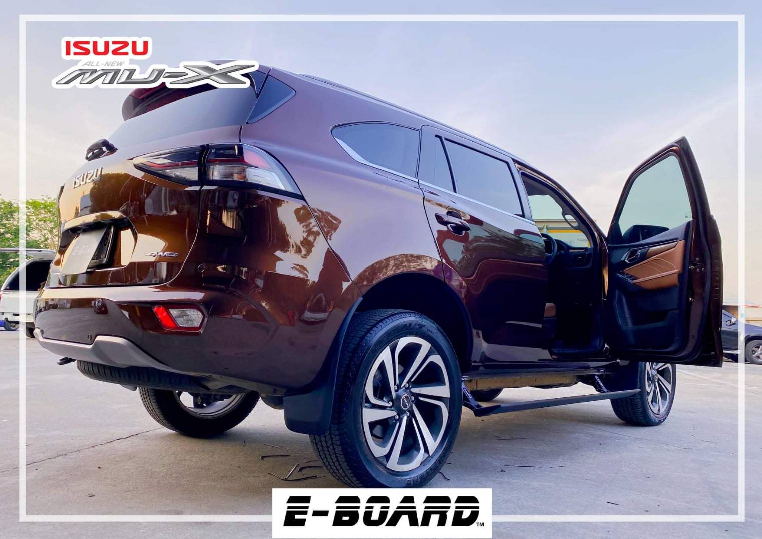 สินค้าชุดแต่ง ทรงเมกา ของ STEP9