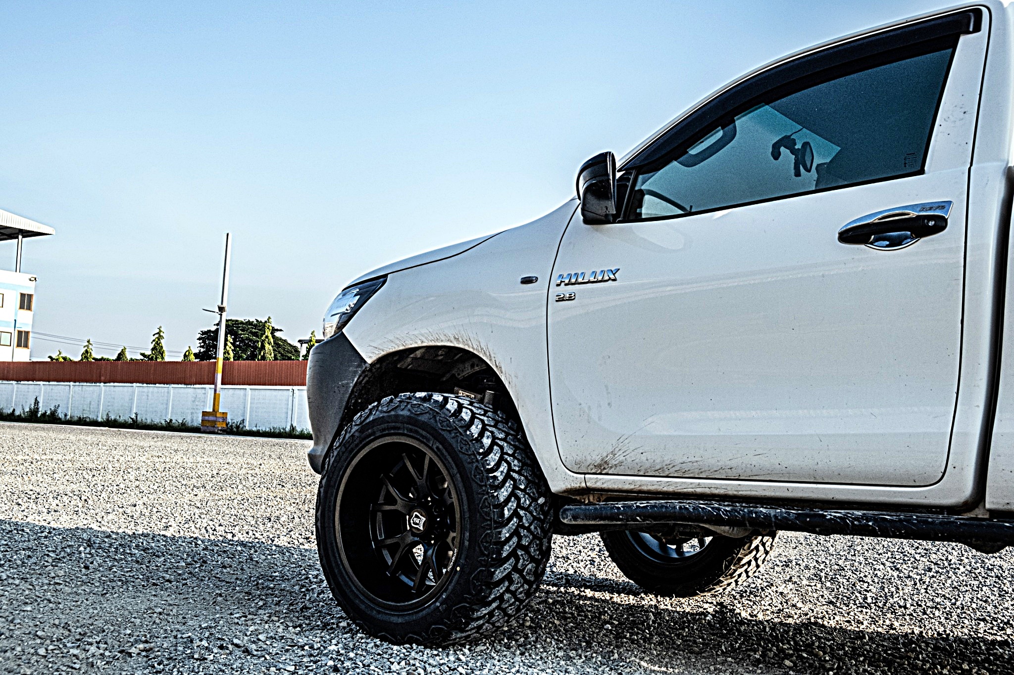 REVO หัวเดียว จองคิวจากแพร่ ทำทรงเมกาที่ STEP9