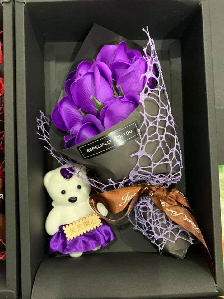 กุหลาบหอม พร้อมตุ๊กตาหมี