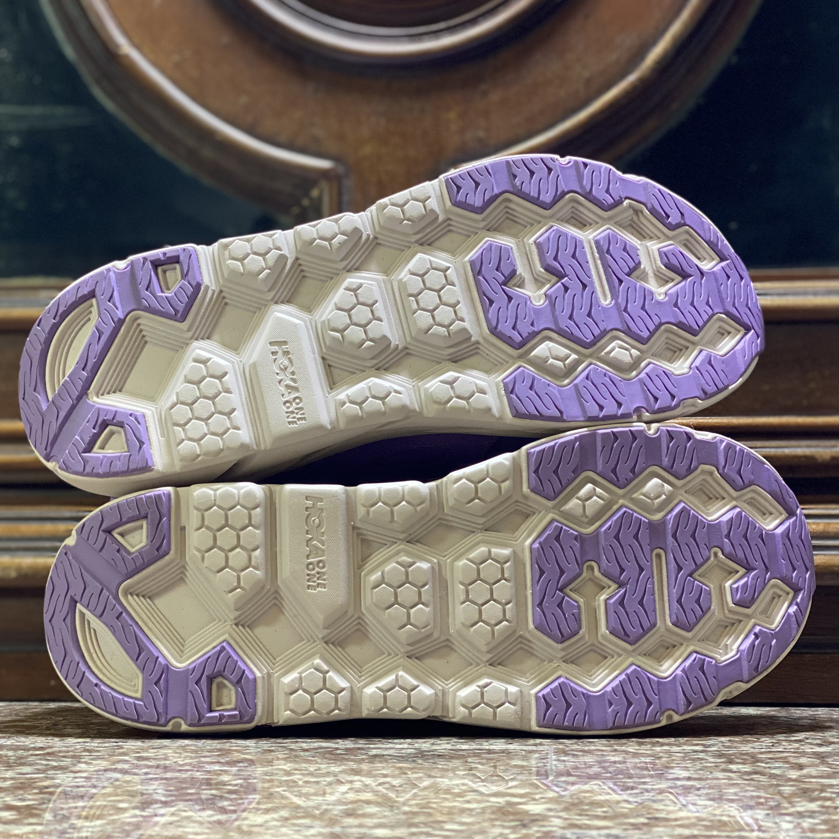 รองเท้า HOKA Clifton L Suede ‘Chalk Violet’ EXCLUSIVE (M9/9.5US)