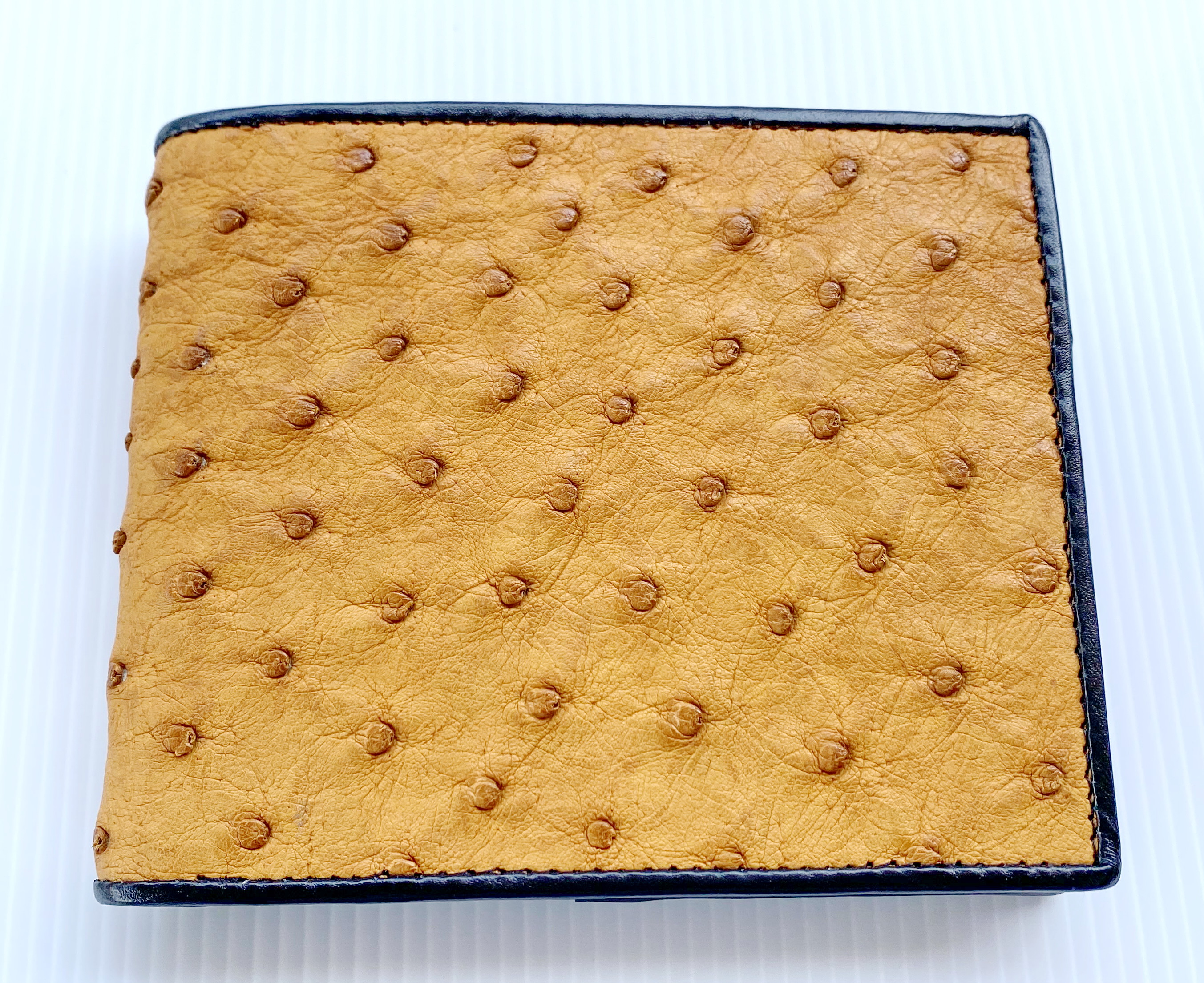 กระเป๋าสตางค์หนังนกกระจอกเทศแท้ สีน้ำตาลแทน แบบสั้นUS