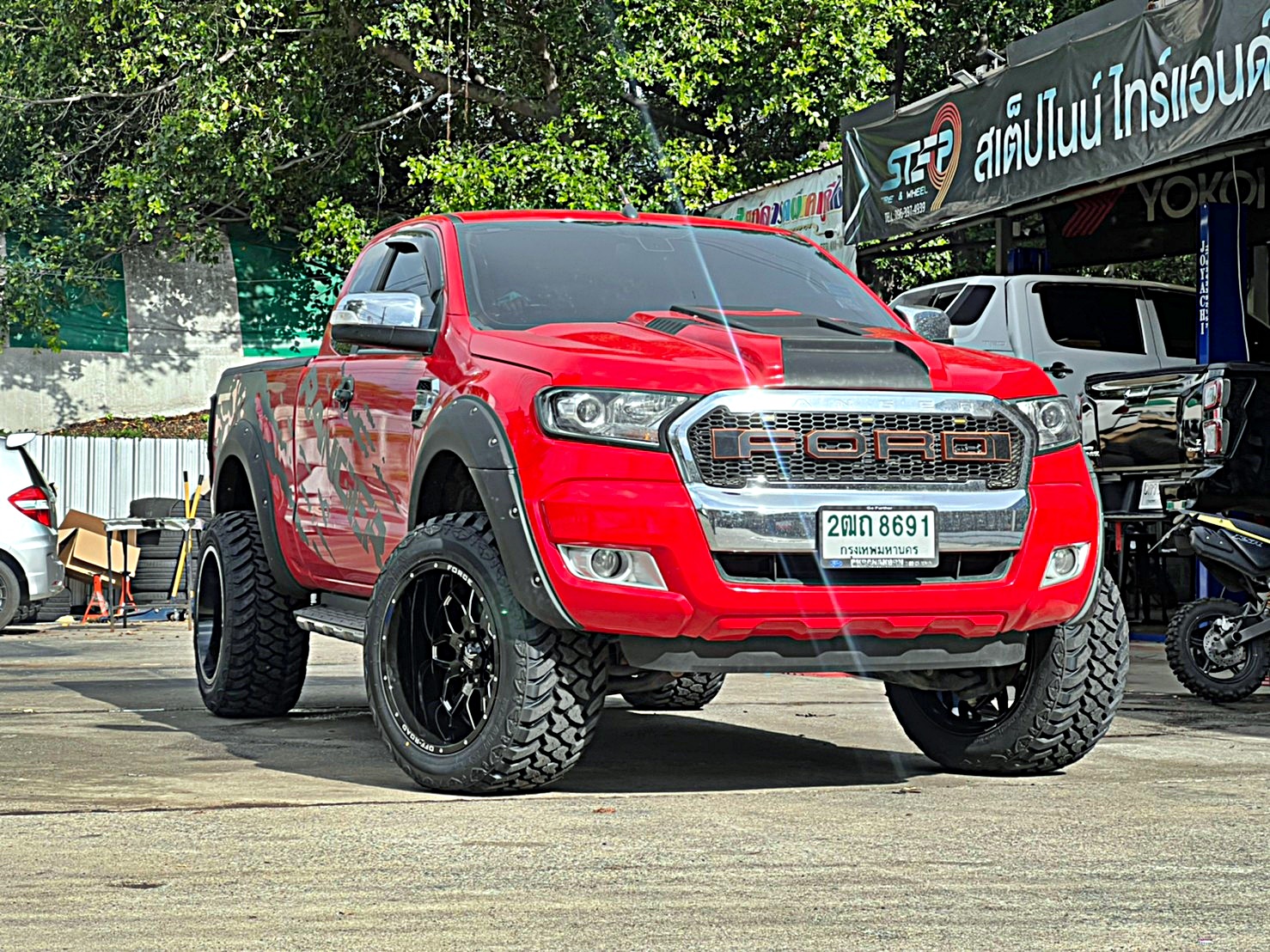 FORD_RANGER_ทรงเมกาจองคิวมาจากลำพูน