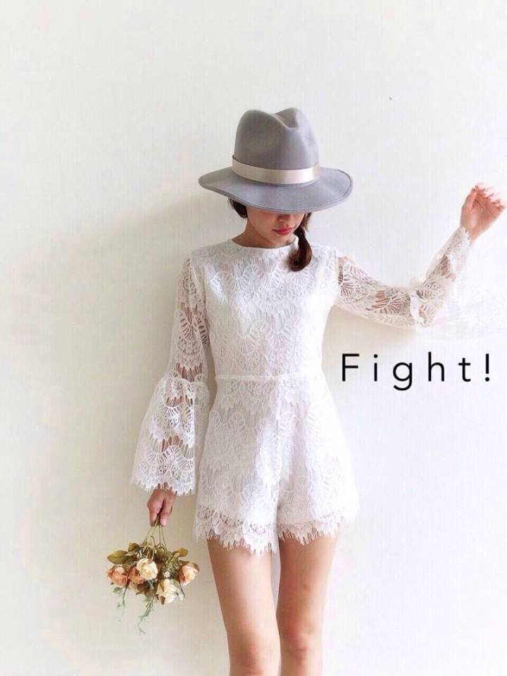 จั้มลูกไม้กางเกงขาสั้น