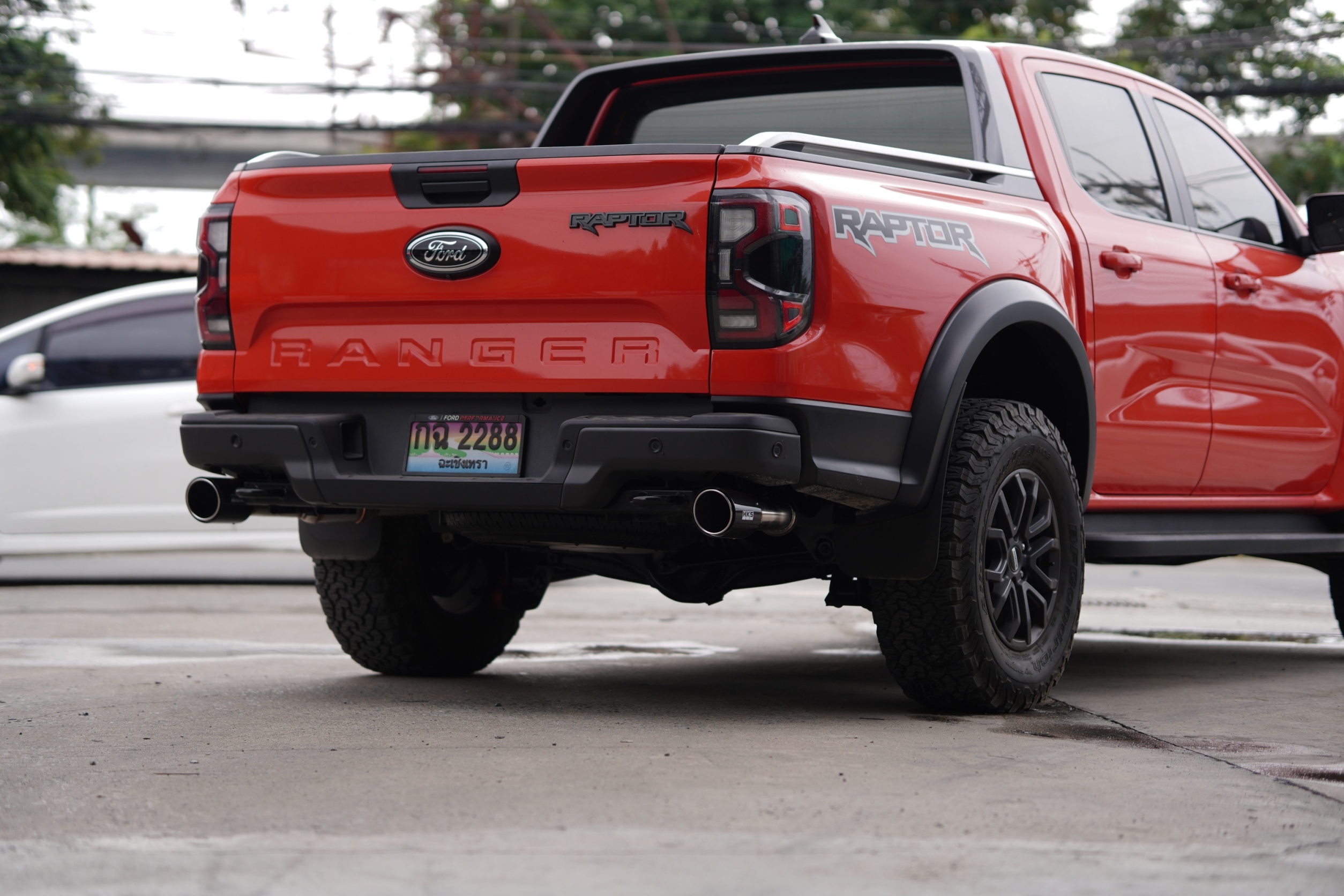 ท่อ HKS ใส่ RAPTOR V6 ของแท้ ราคาพิเศษ ที่ STEP9