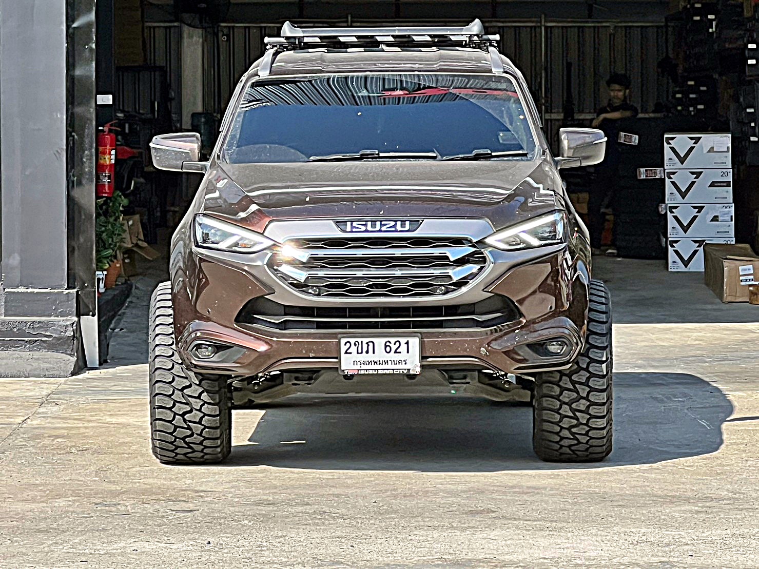 MU-X แต่งทรงเมกาที่ STEP9