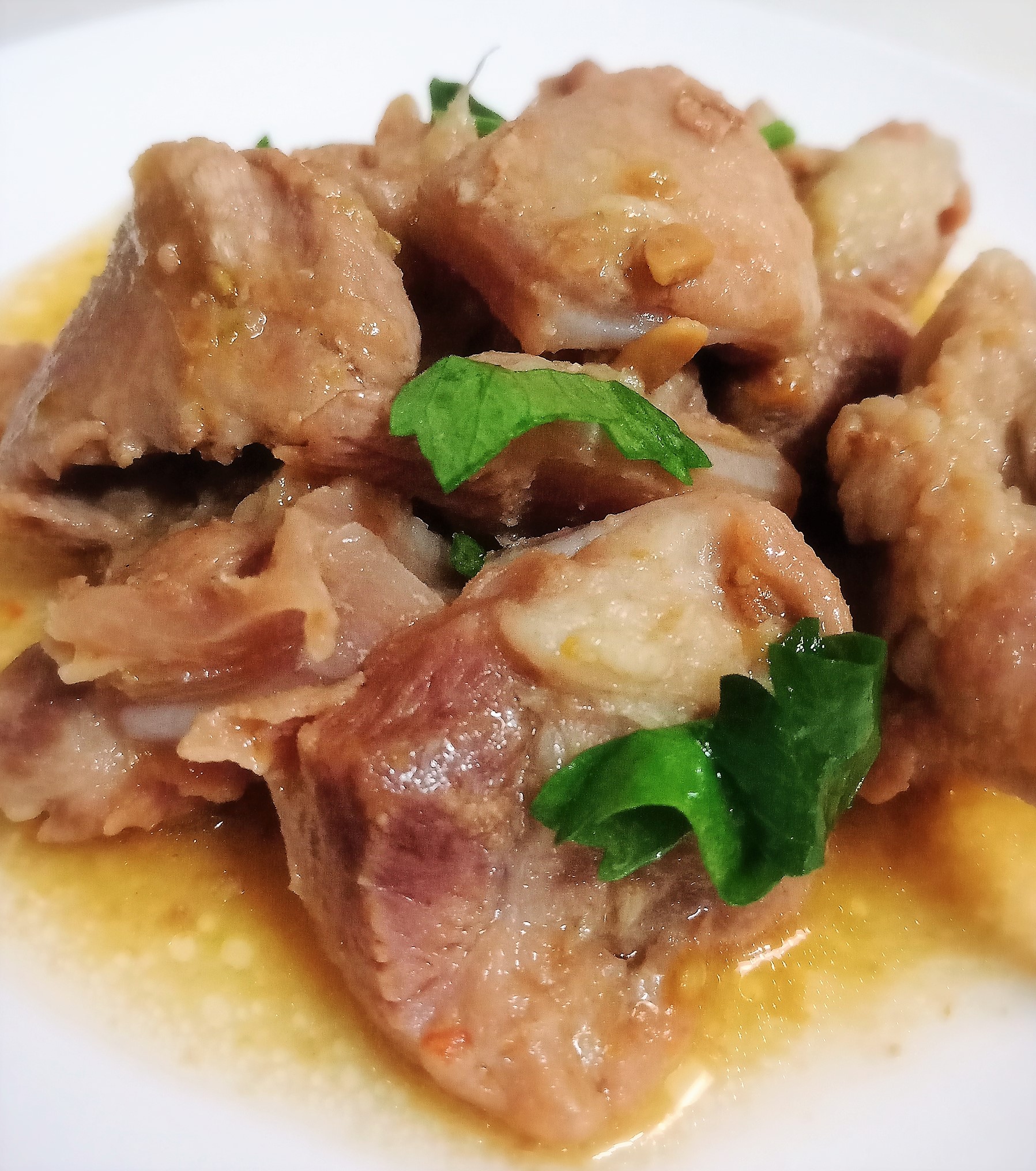 ผัดเต้าเจี้ยวกระดูกแก้ว หมู