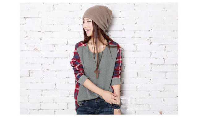 เสื้อแขนยาว ด้านหน้าสีเทาด้านหลังแต่งลายสก็อต