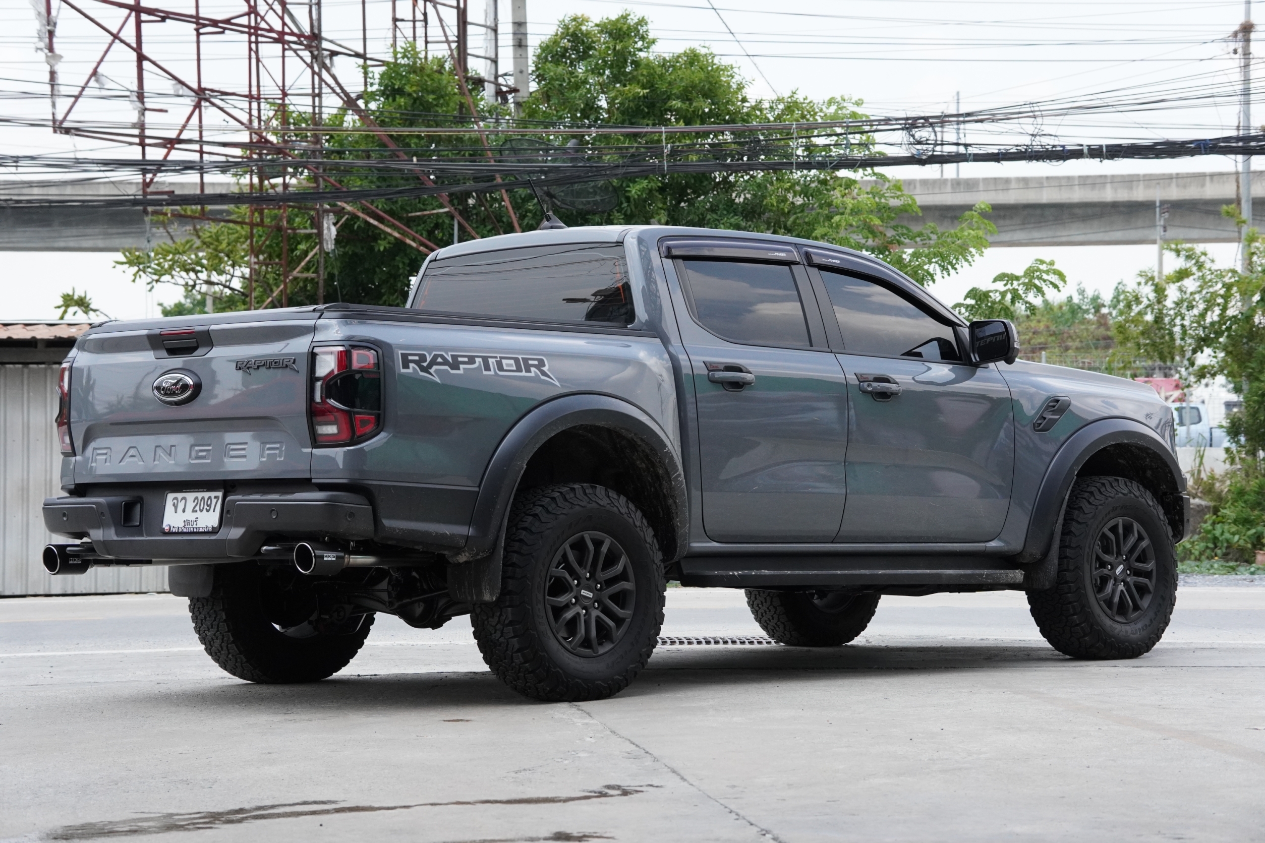 ท่อ HKS พร้อม ดาวไปป์ อดับเตอร์ ใส่ RAPTOR 2.0 ดีเซล ของแท้ FULLSET ที่ STEP9