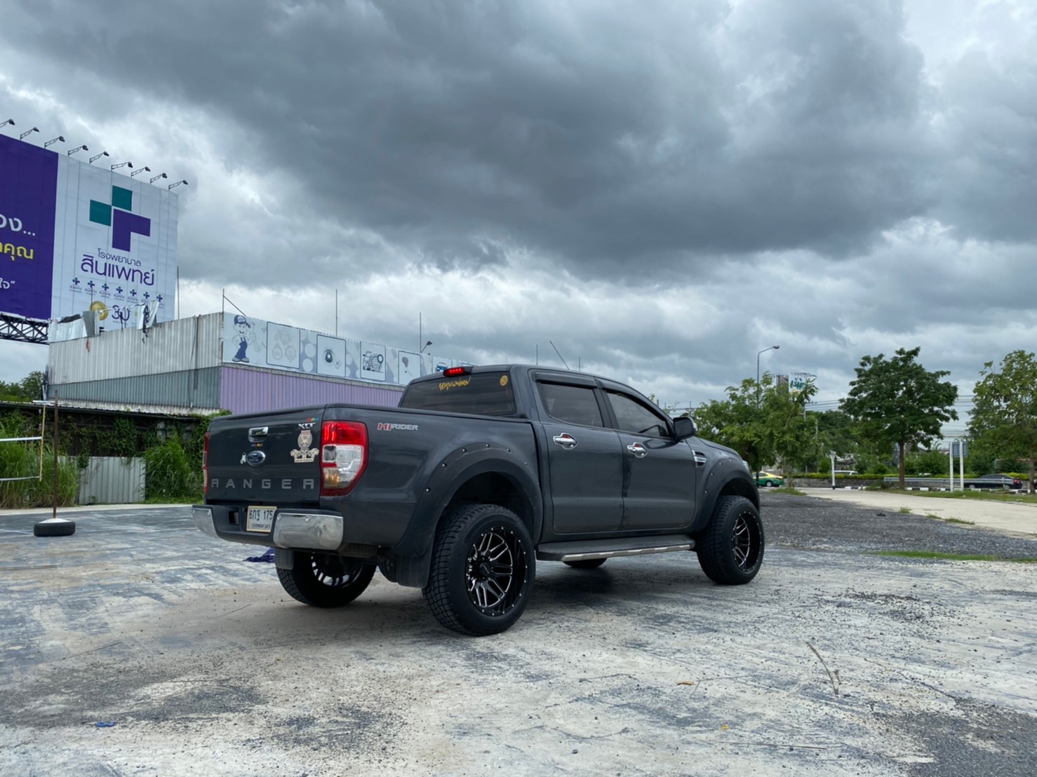 FORD ทรงเมกา ล้อเทพลึกสุดตาราง