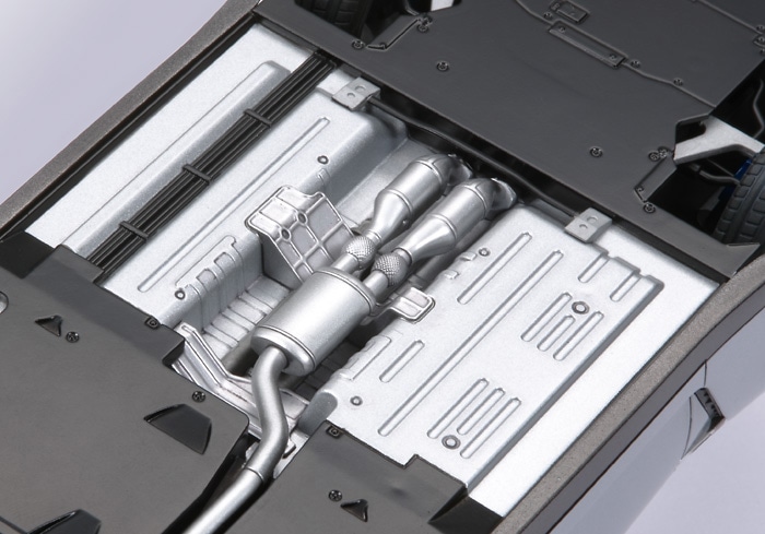 1/24 SCALE NISSAN GT-R