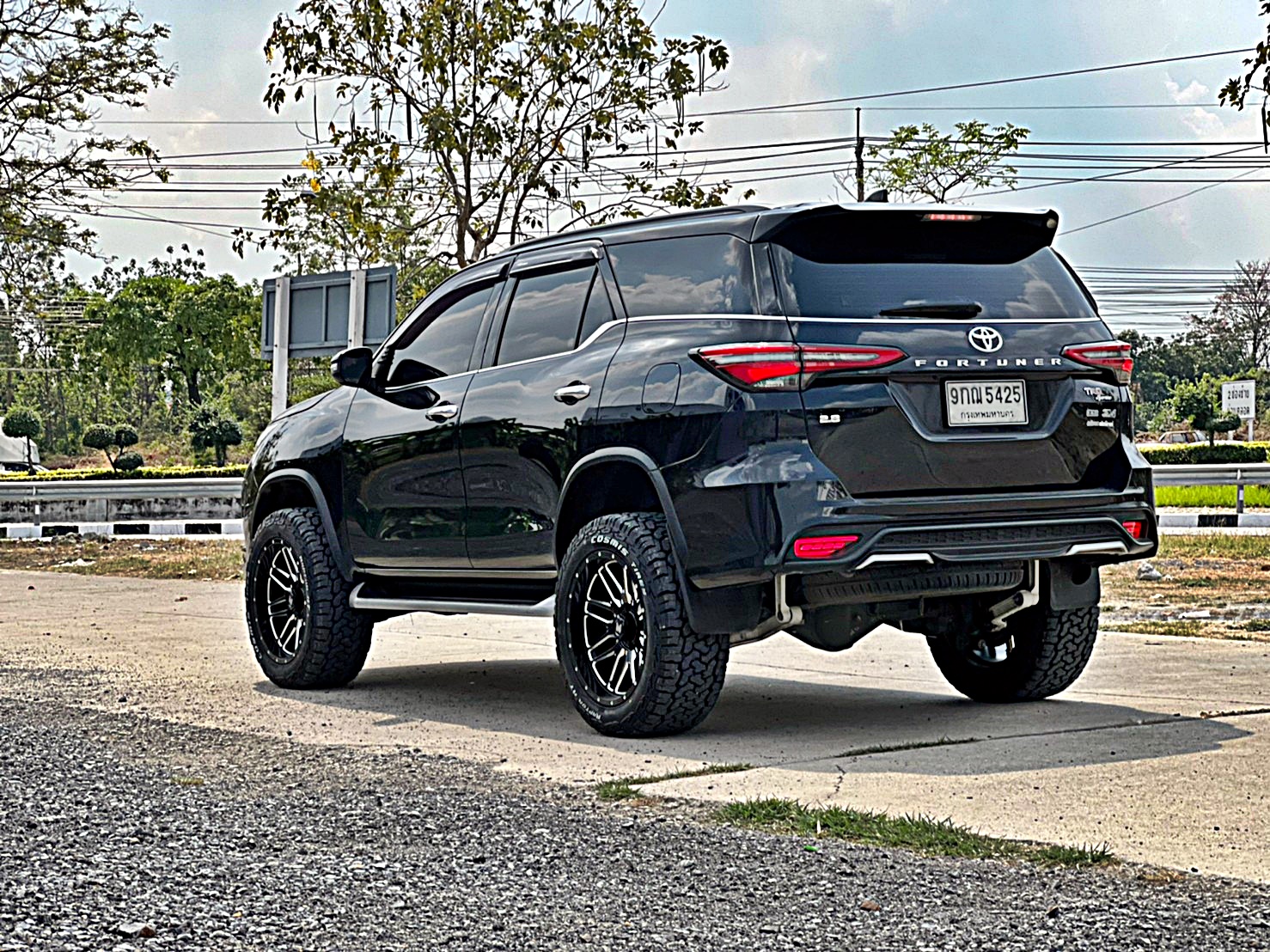 FORTUNER ทรงเมกา