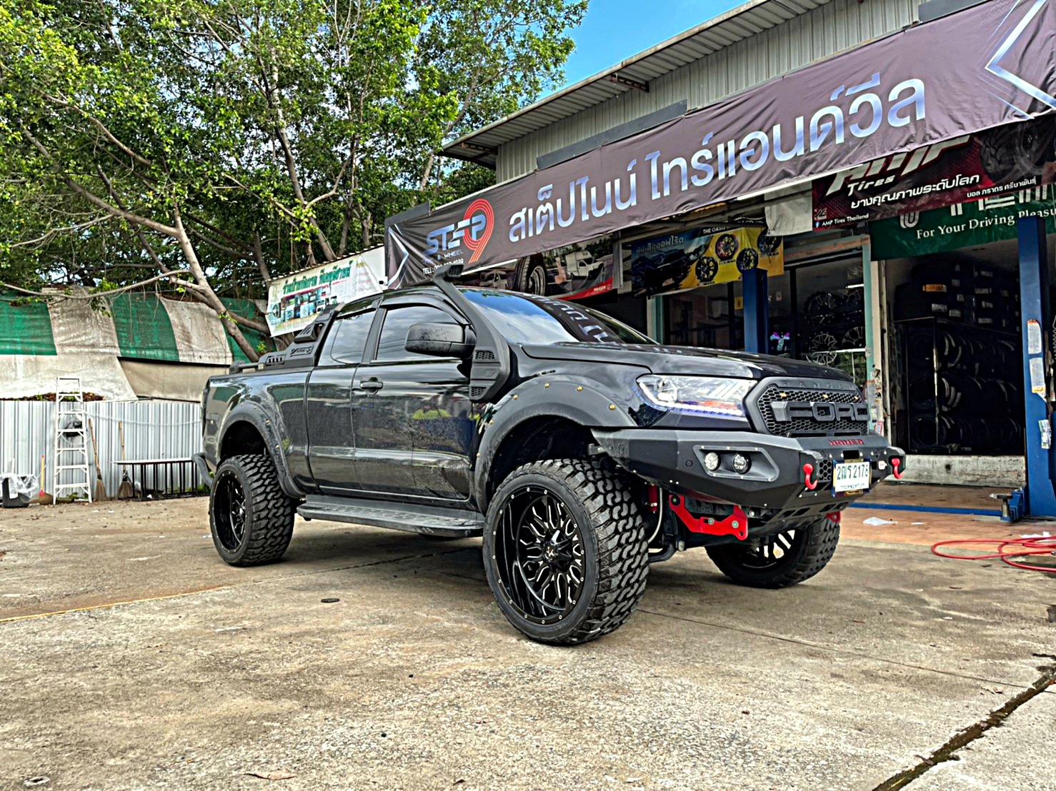 FORD RANGER จัดทรงเมกา ขอบ22 ที่ STEP9