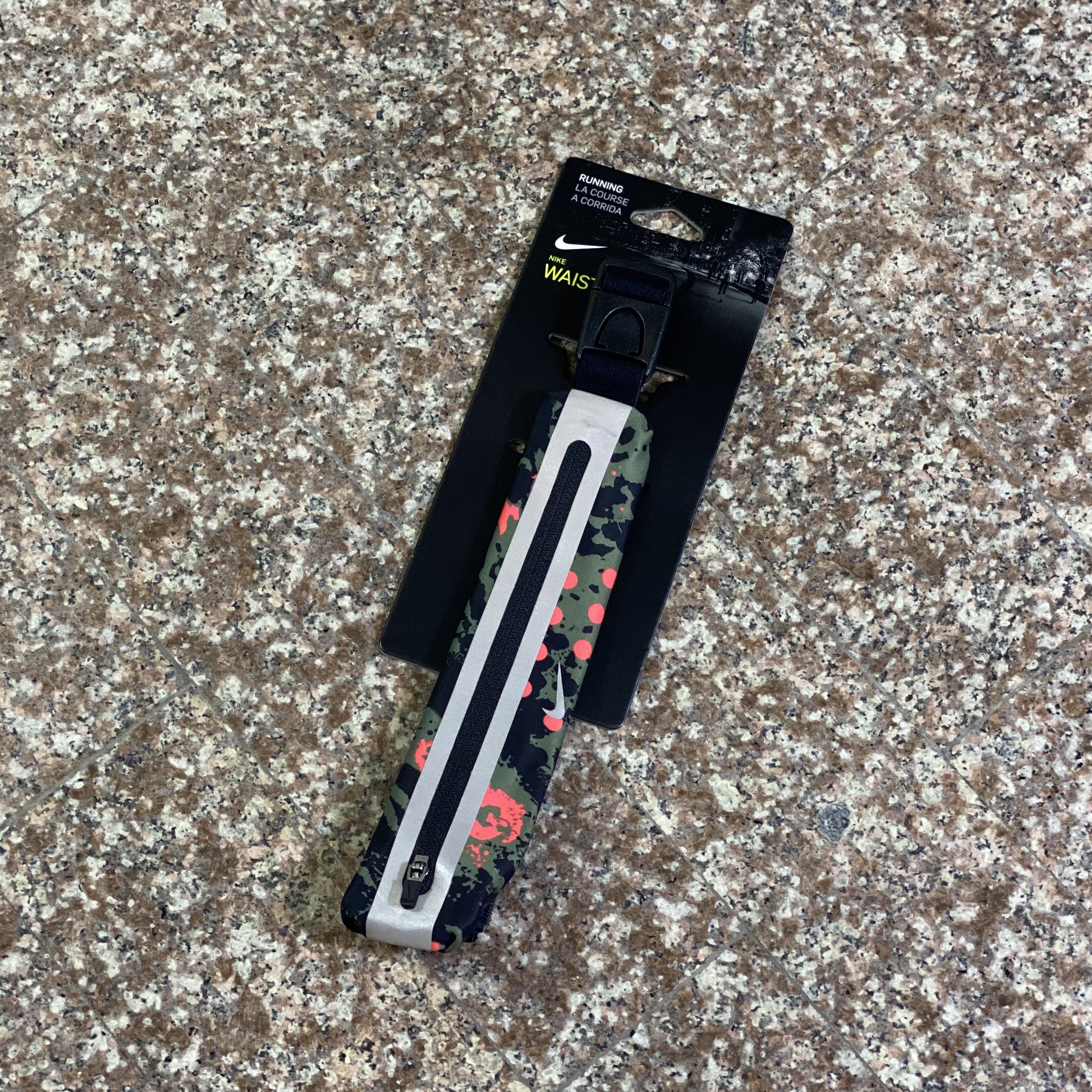 กระเป๋าวิ่ง Nike Running Slim WaistPack (3สี)