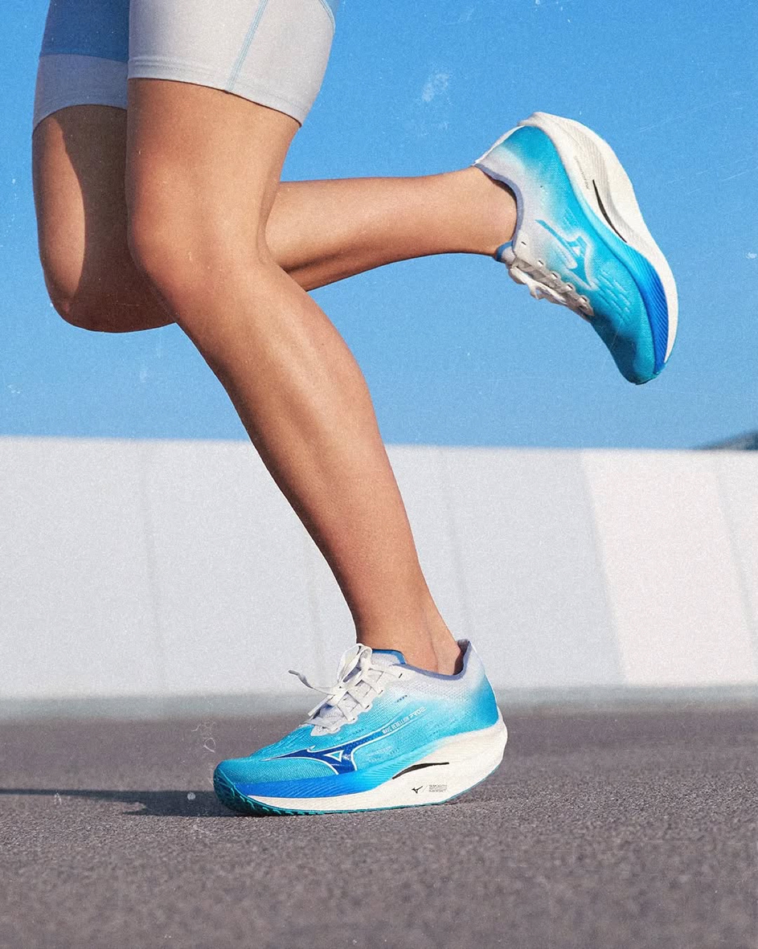 รองเท้าวิ่ง Mizuno Wave Rebellion Pro 2 ‘River Blue’ (M8/8.5/11/11.5US)