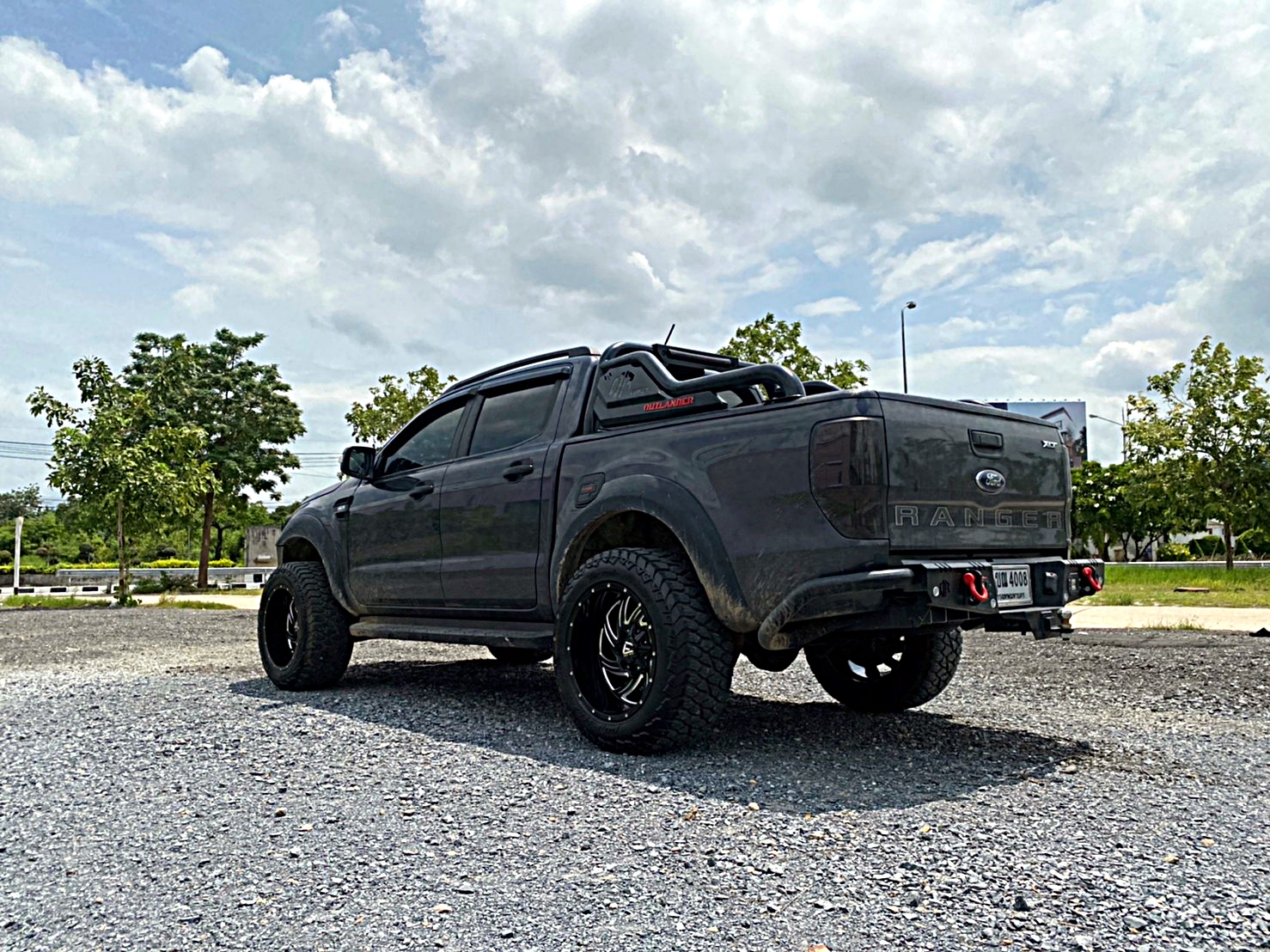 FORD จัดชุดใหม่ ทรงเมกาที่ STEP9