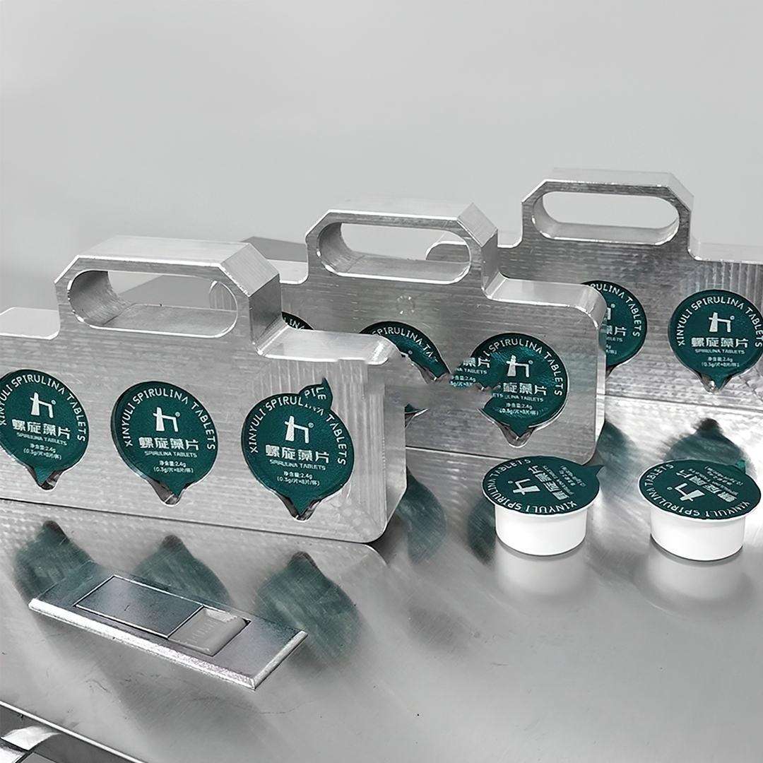 17494 เครื่องปิดผนึกฝาฟอยล์ กึ่งอัตโนมัติ LQ-066