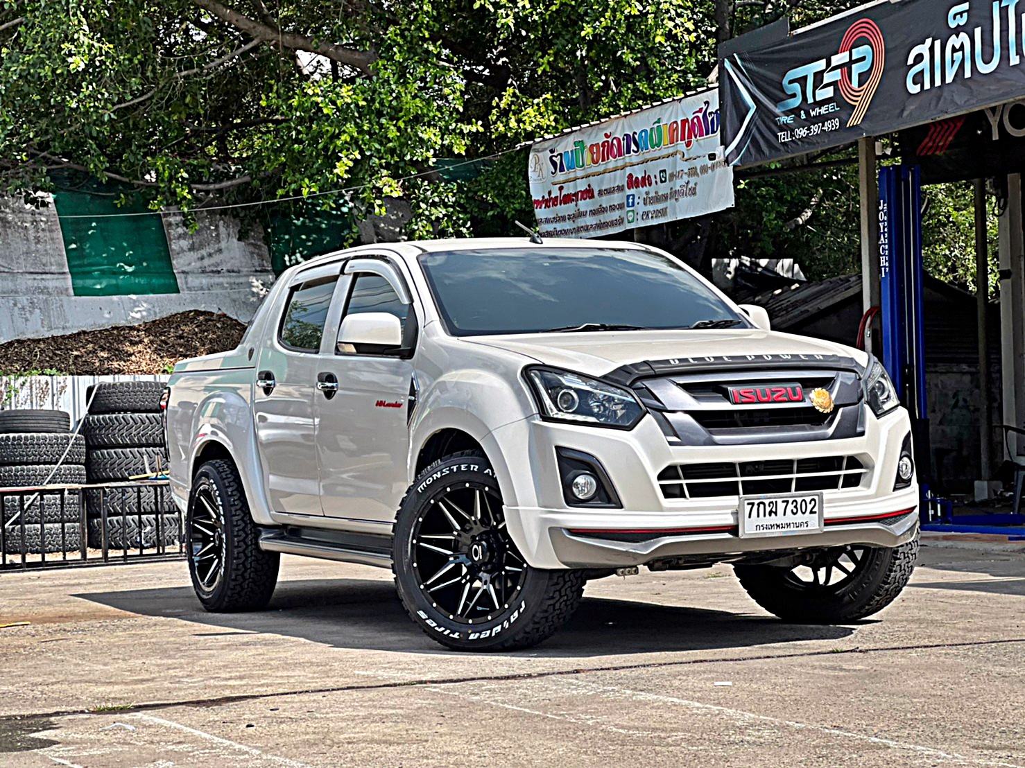 D-MAX แบบไม่ยก