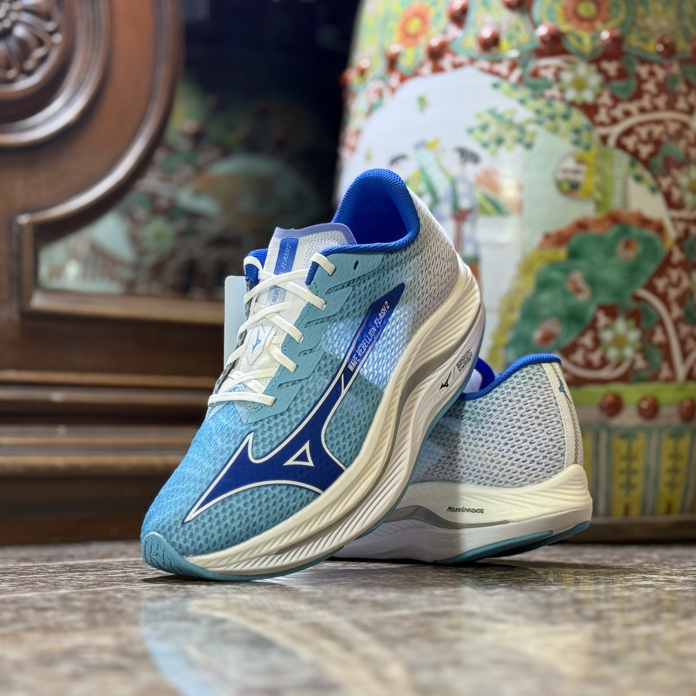 รองเท้าวิ่ง Mizuno Wave Rebellion Flash 2 (M9/10US)