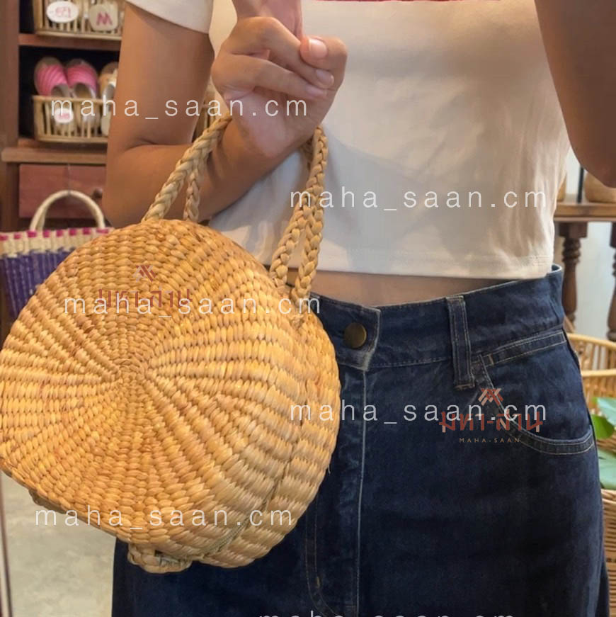 กระเป๋าผักตบชวา ทรงกลม คล้องแขน ไปคาเฟ่ พร็อพถ่ายรูป 🤎