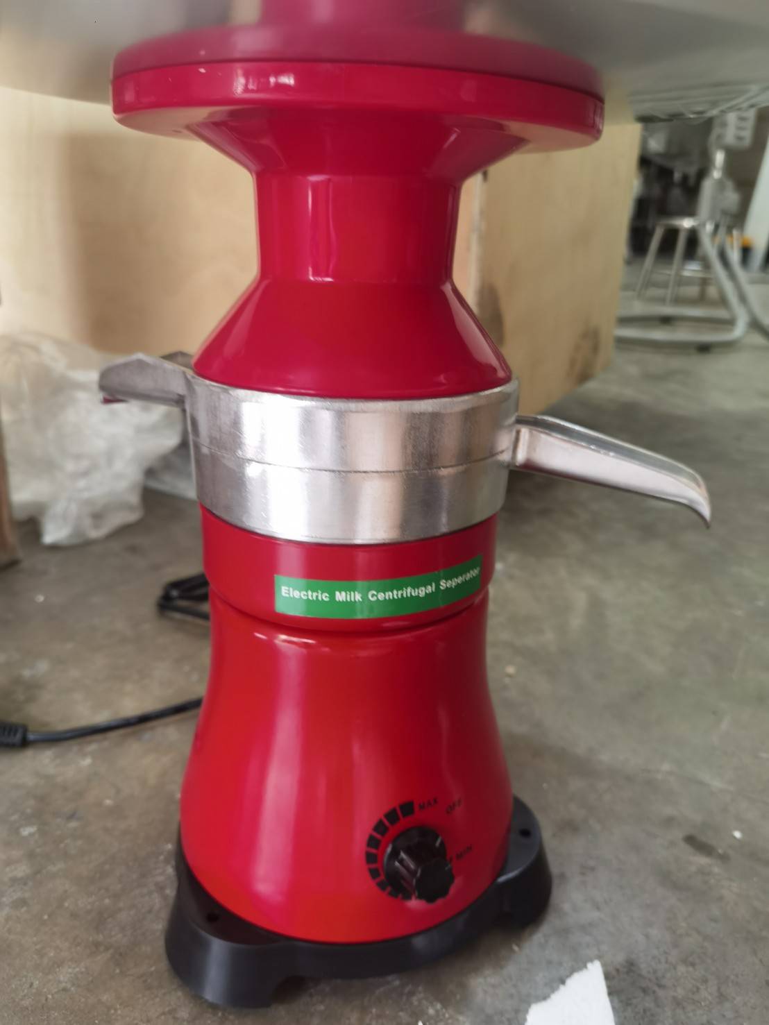 18096 เครื่องแยกครีมจากน้ำนม Cream Separator FL-80E