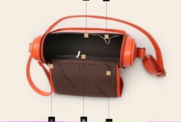 กระเป๋าที่ดีไซน์เพื่อใช้งานได้ 2 สไตล์