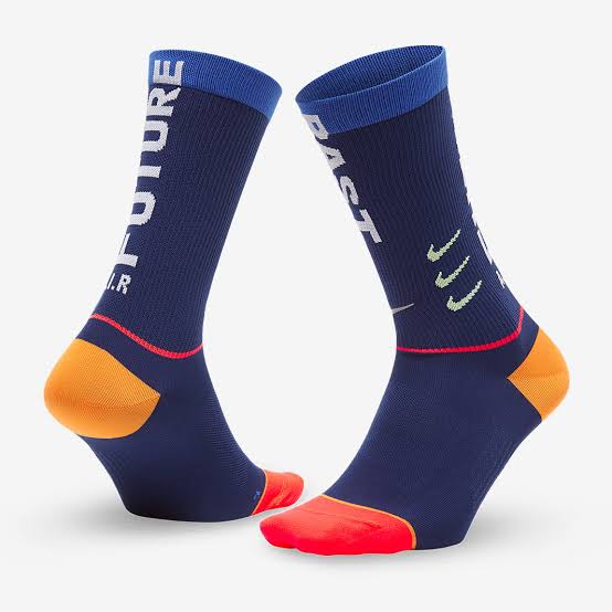 ถุงเท้าวิ่ง Nike Spark A.I.R. Crew Running Socks ‘LIMITED’ (S)
