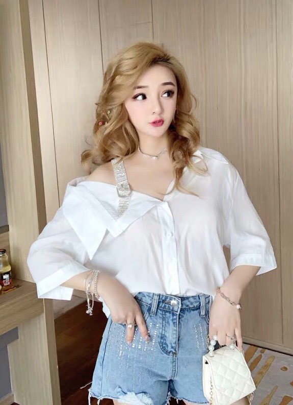 เสื้อเชิ้ตแต่งเพชร