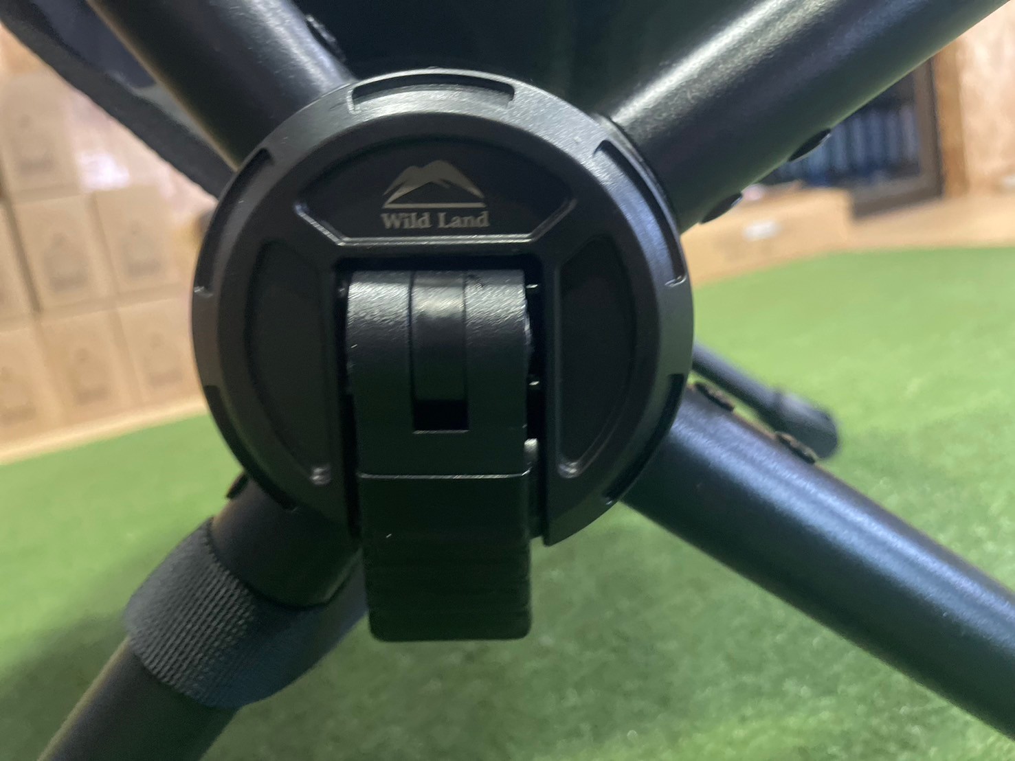 Wildland Mountain Table-X chair-Maxxequip