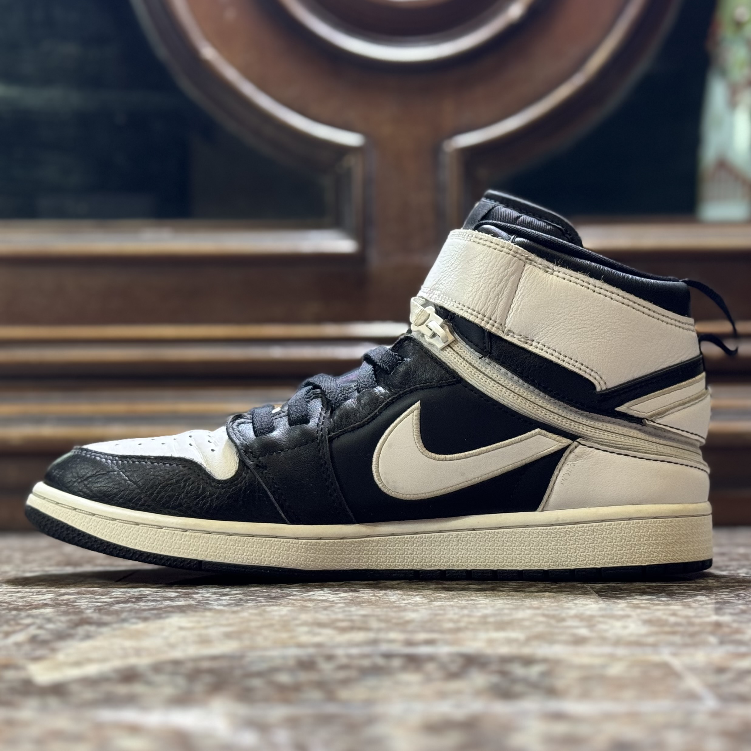 รองเท้า Nike Air Jordan 1 Hi FlyEase ‘PANDA’ #มือ2 (M10.5US)