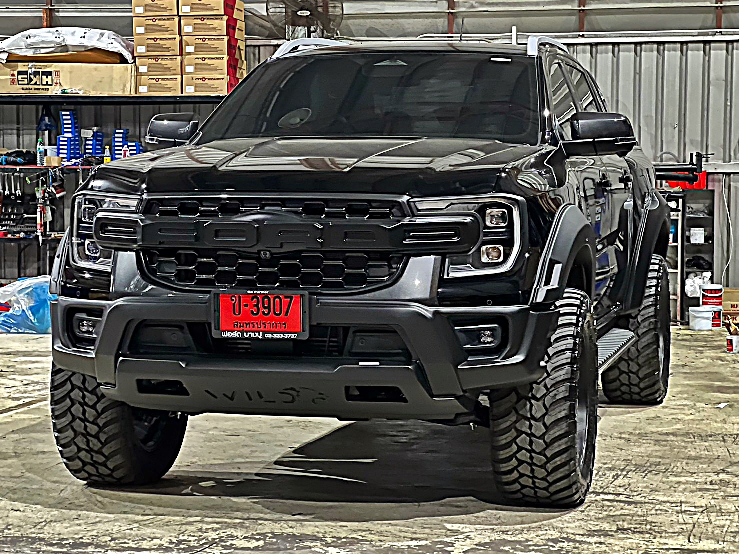 FORD RANGER NEXTGEN เน้นสเป็ค ล้อไม่ยื่น ยางใหญ่