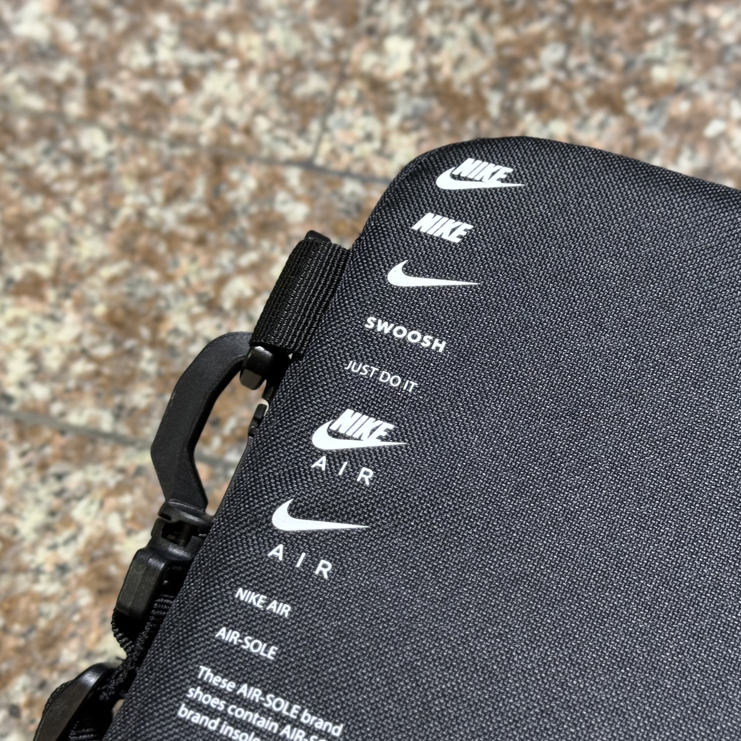 กระเป๋า Nike ShoeBox Bag 8L ‘ORANGE’