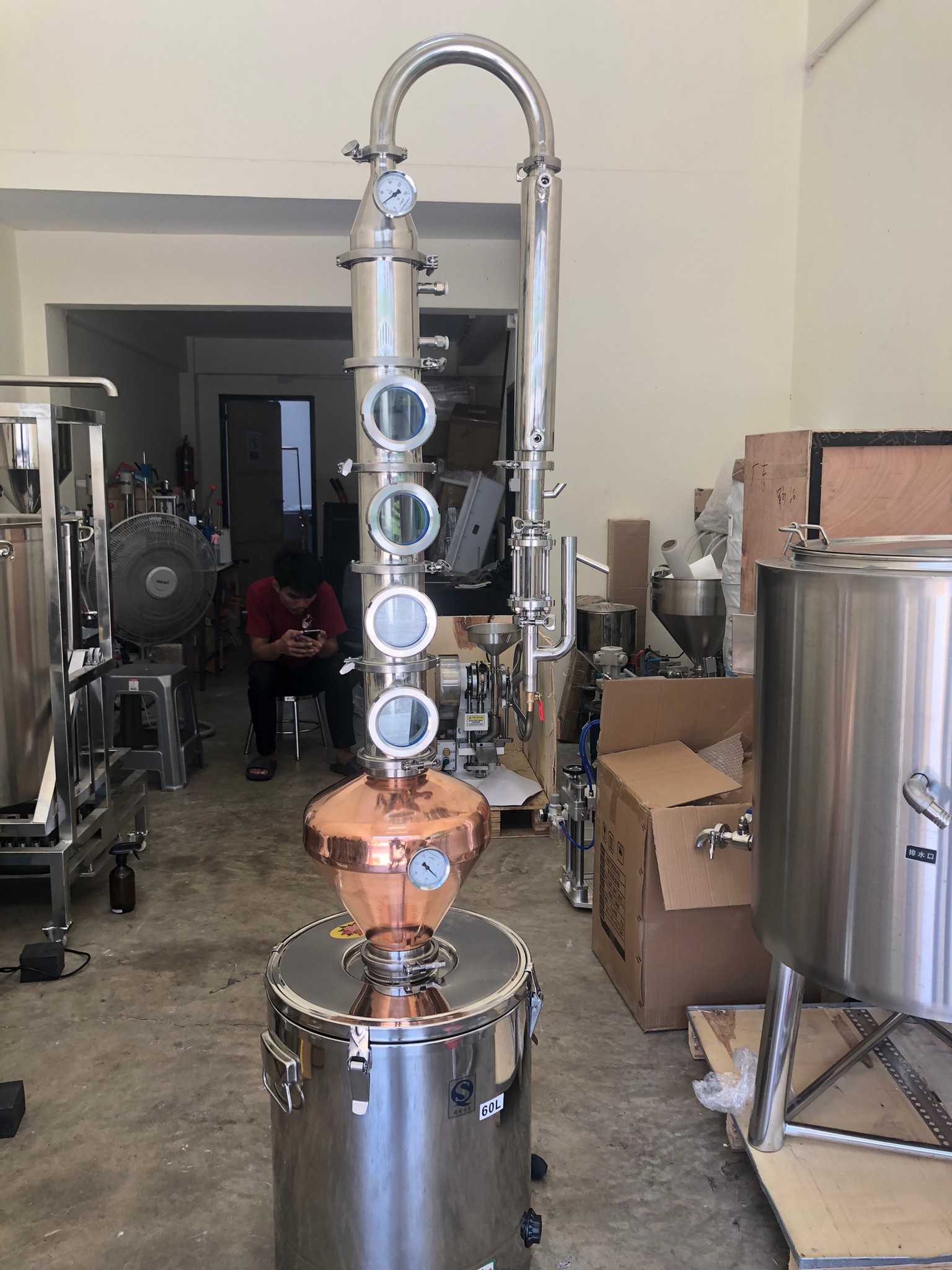 Yantai-01 PRO 60L หม้อกลั่นไฟฟ้า กลั่นเหล้า ไวน์ น้ำมันหอมระเหย