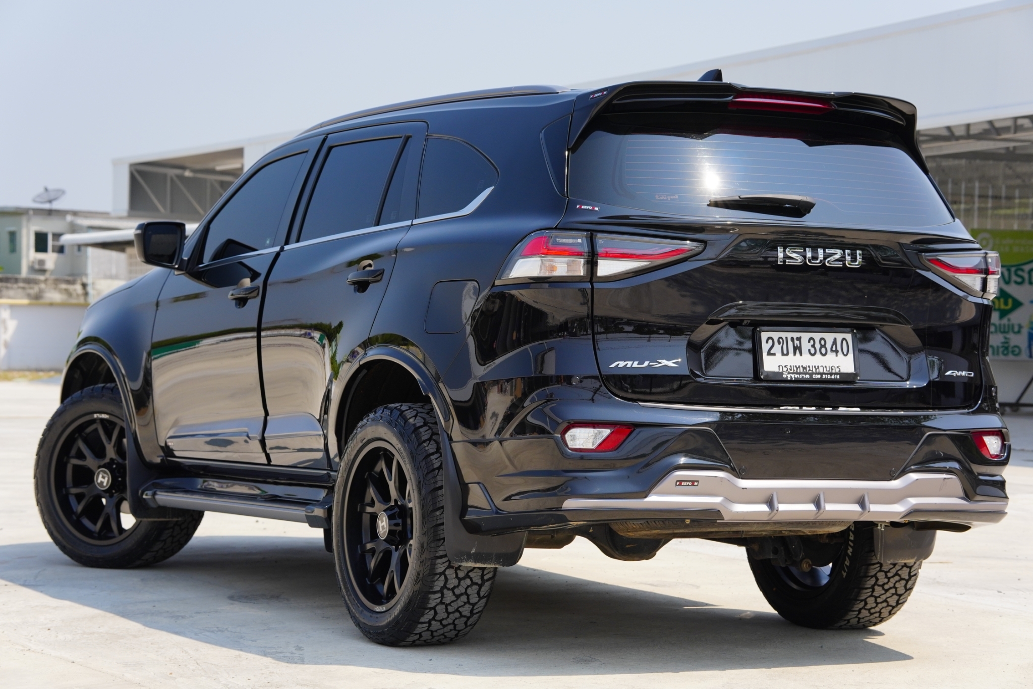 ชุดเเต่ง ISUZU MU-X ไม่ปาด ไม่ยก ไม่ยื่น