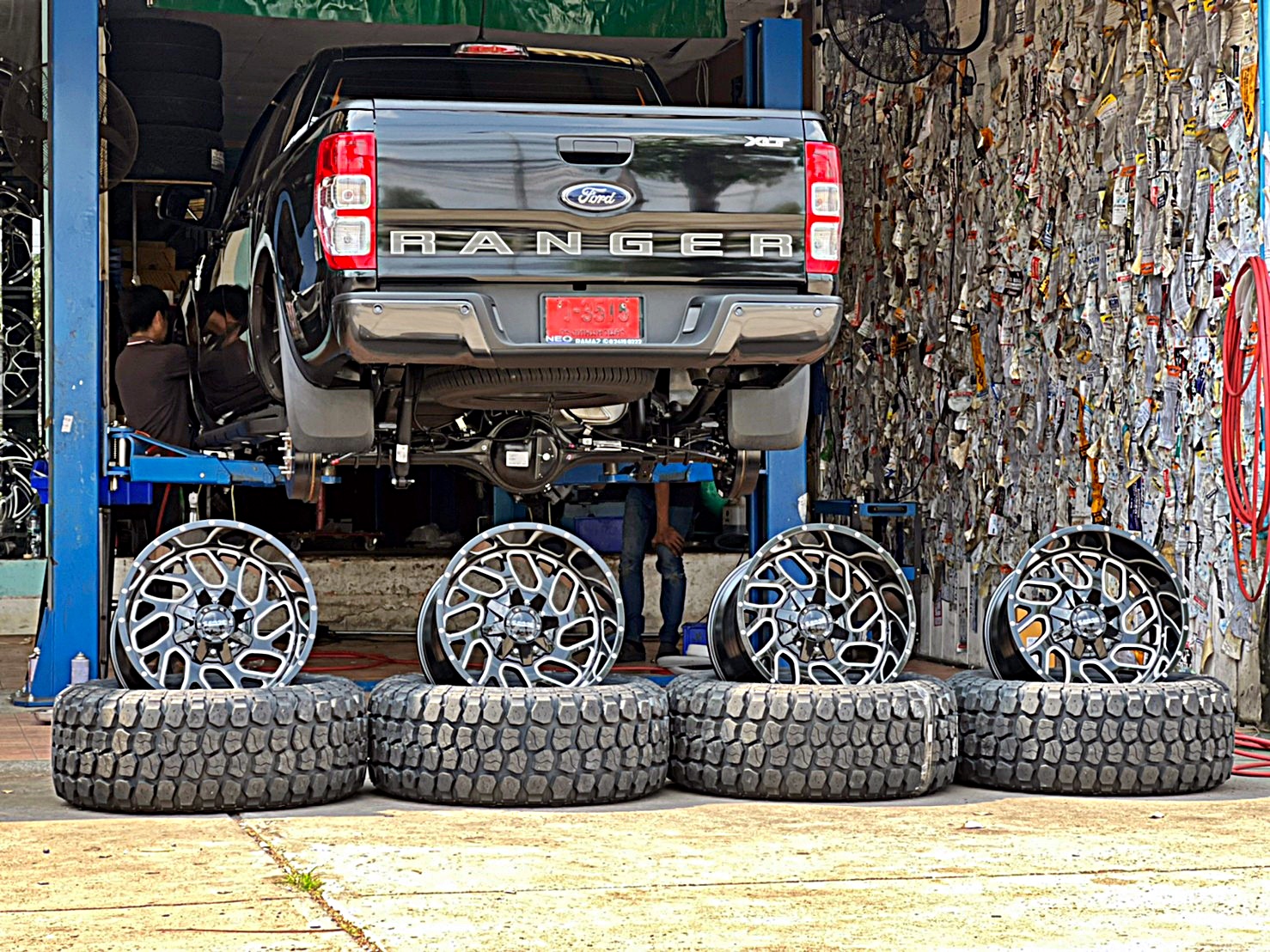 FORD ทรงเมกา ขอบ20 ลายใหม่ที่ STEP9