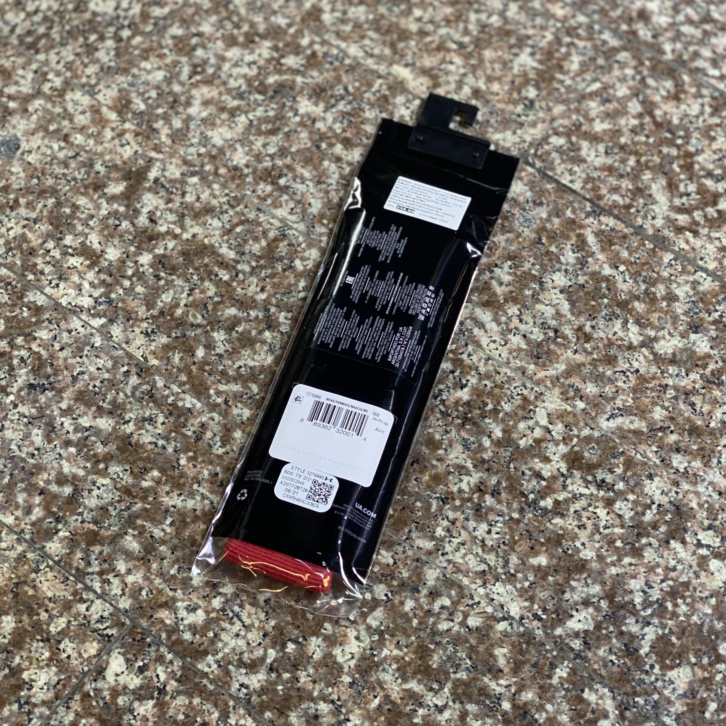 ผ้าคาดศีรษะ Under Armour Performance Headband ‘RED’