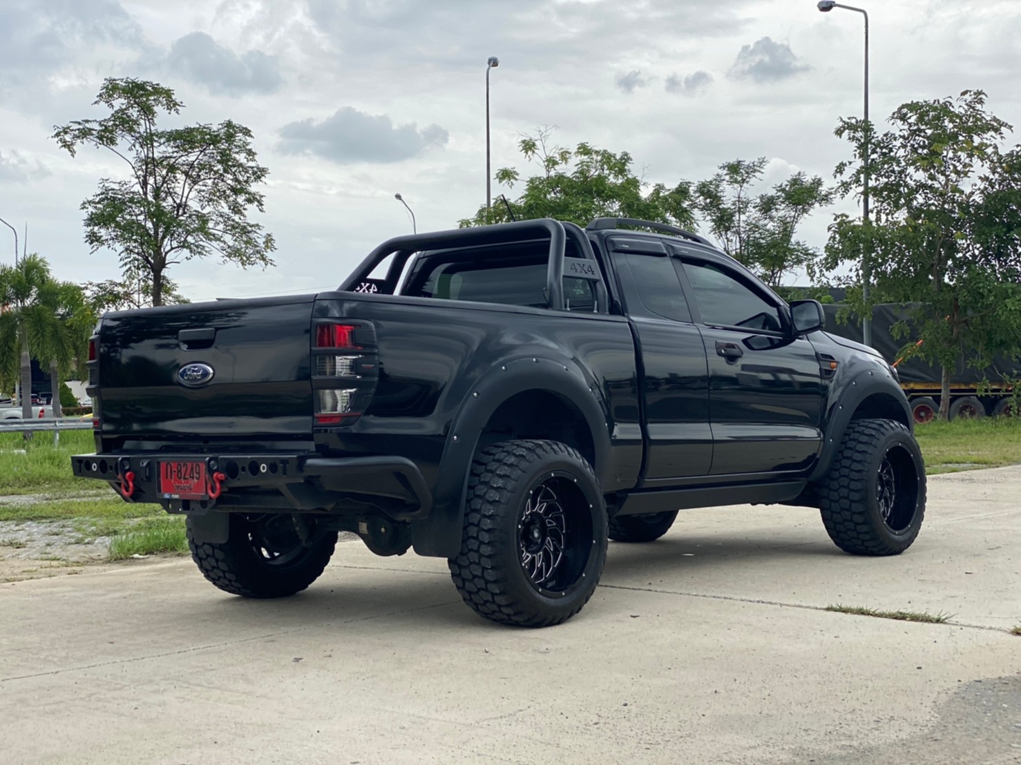 FORD ทรงเมกา ล้อเทพลึกสุดตาราง