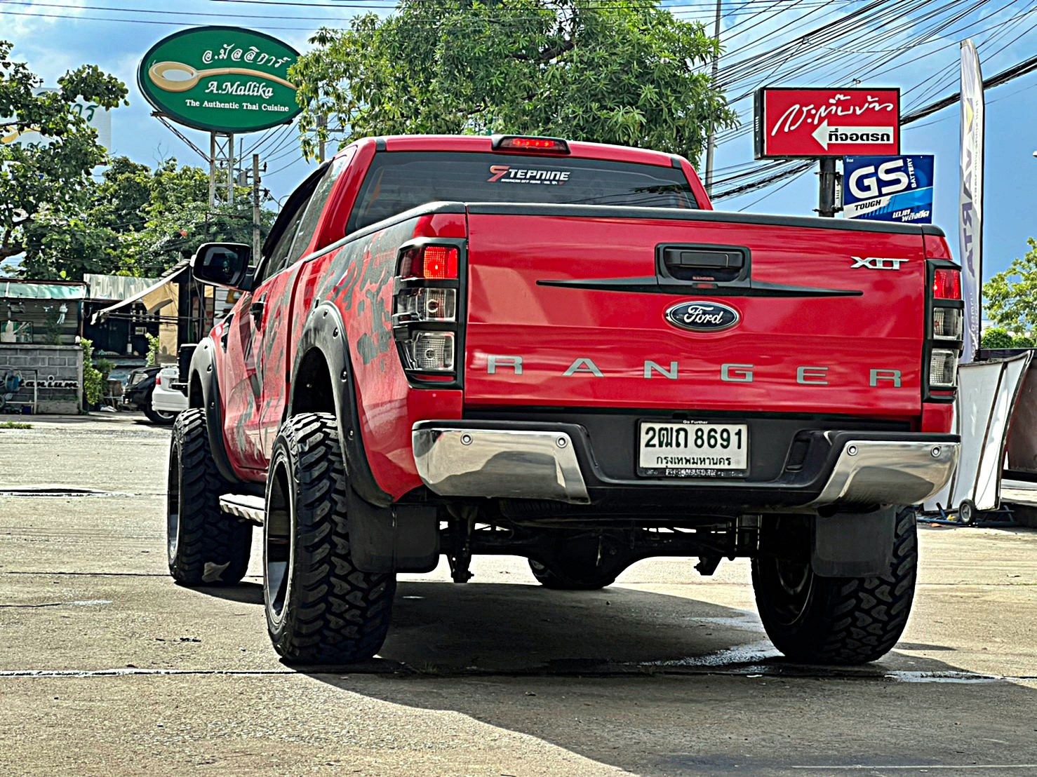 FORD_RANGER_ทรงเมกาจองคิวมาจากลำพูน