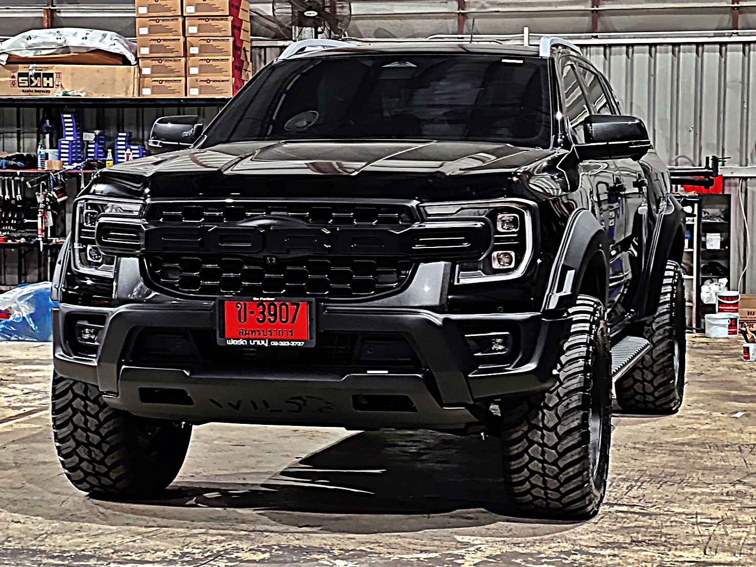 FORD RANGER NEXTGEN เน้นสเป็ค ล้อไม่ยื่น ยางใหญ่