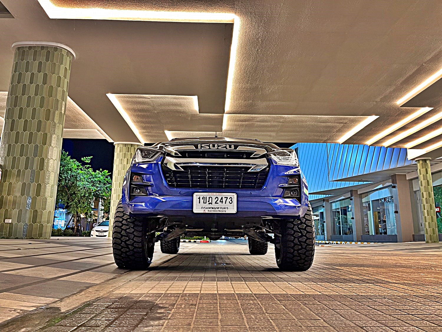 D-MAX ทรงเมกา ล้อ FORCE