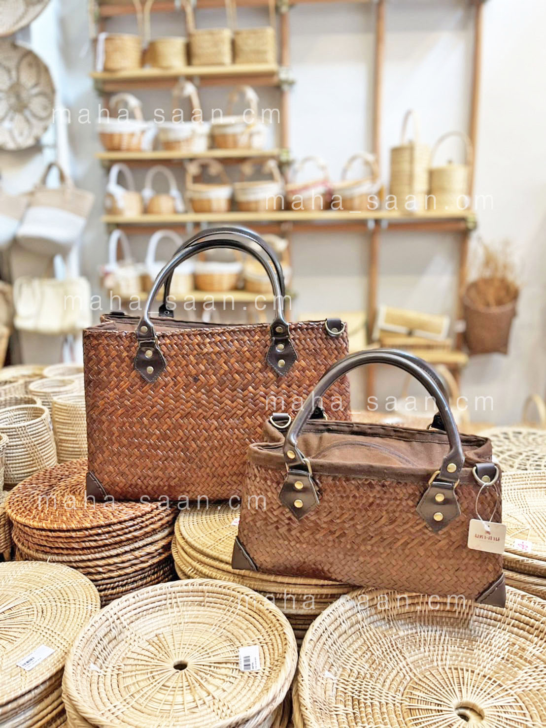 กระเป๋าสาน กระจูดแฮนด์เมดฝีมือคนไทย handmade ของฝากผู้ใหญ่ 🥟