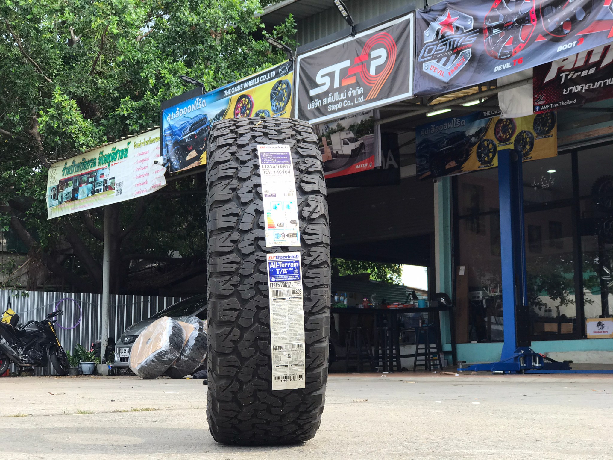 BF GOODRICH KO2 315/70-17 ถูกสุดที่ STEP9