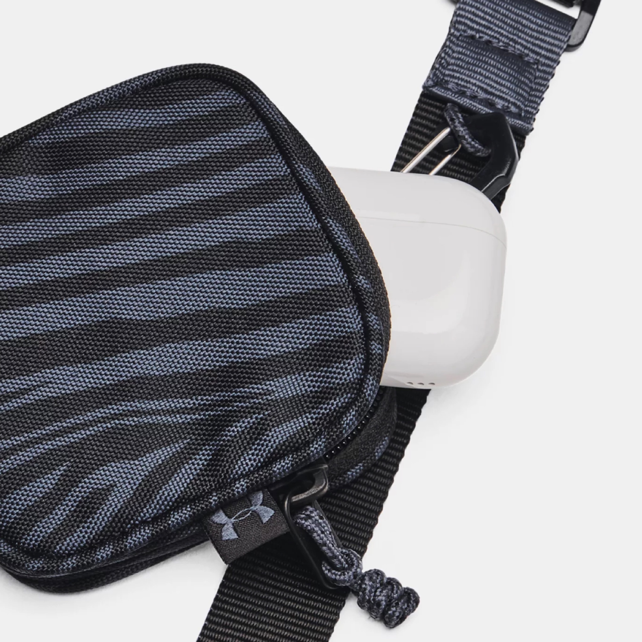 กระเป๋า Under Armour Loudon Crossbody Bag ‘Downpour Grey’