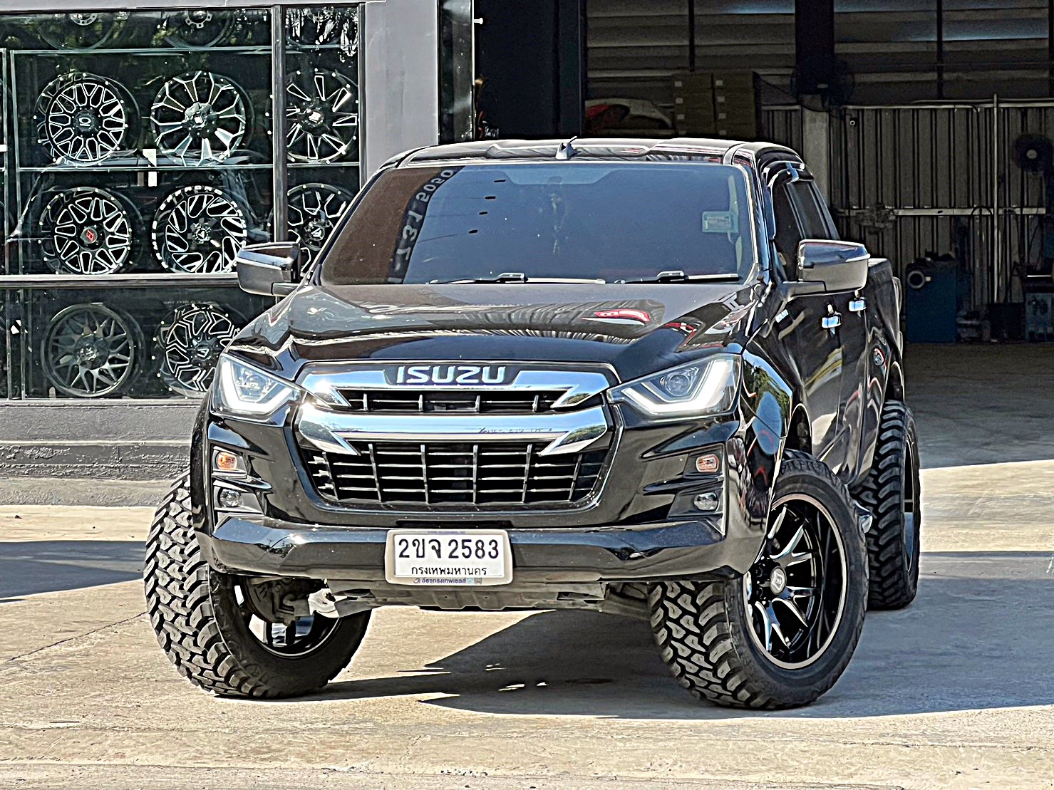 D-MAX ทรงเมกา งบ70000 จบตามนี้