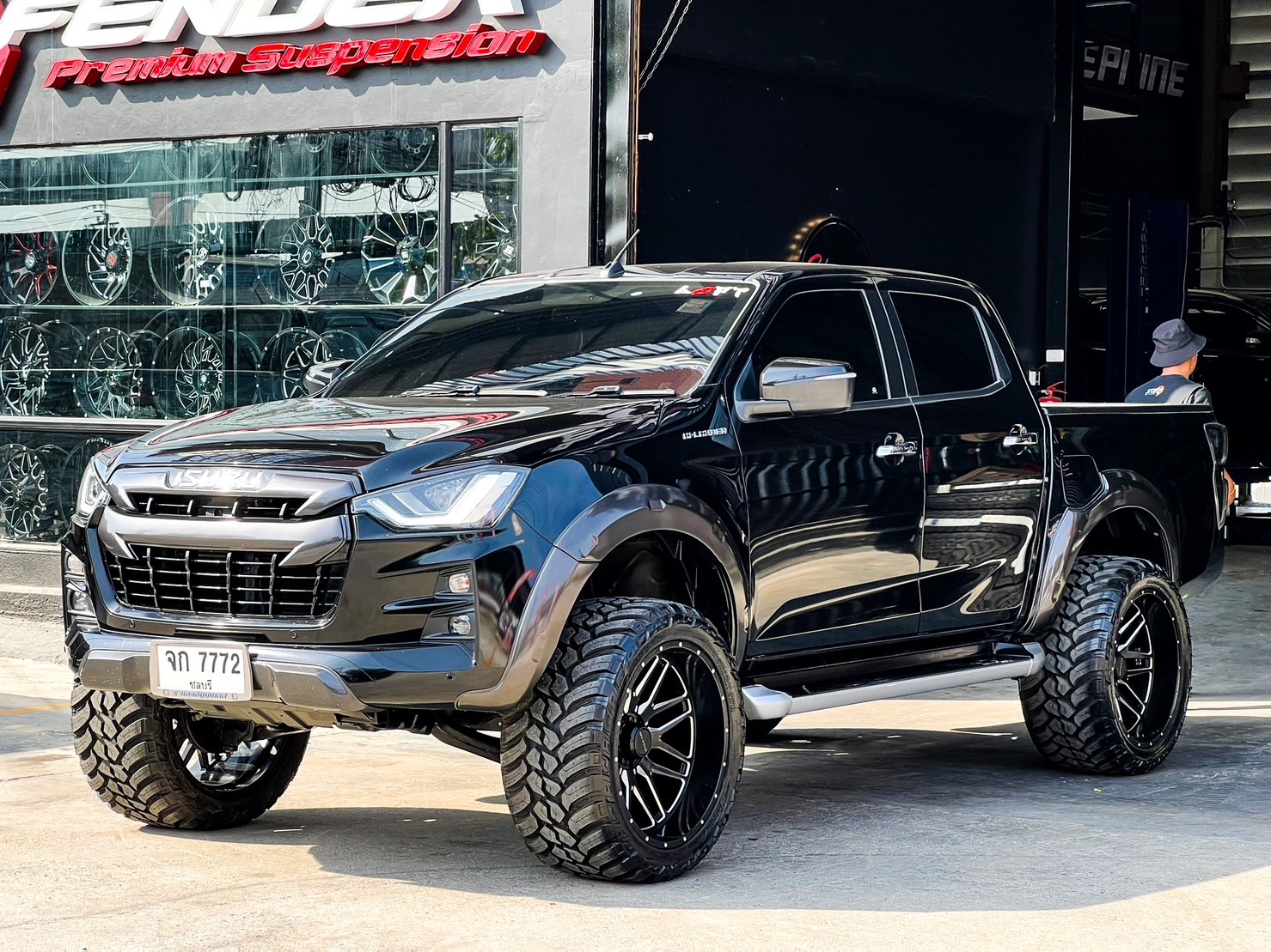 D-MAX ทรงเมกา ขอบ22