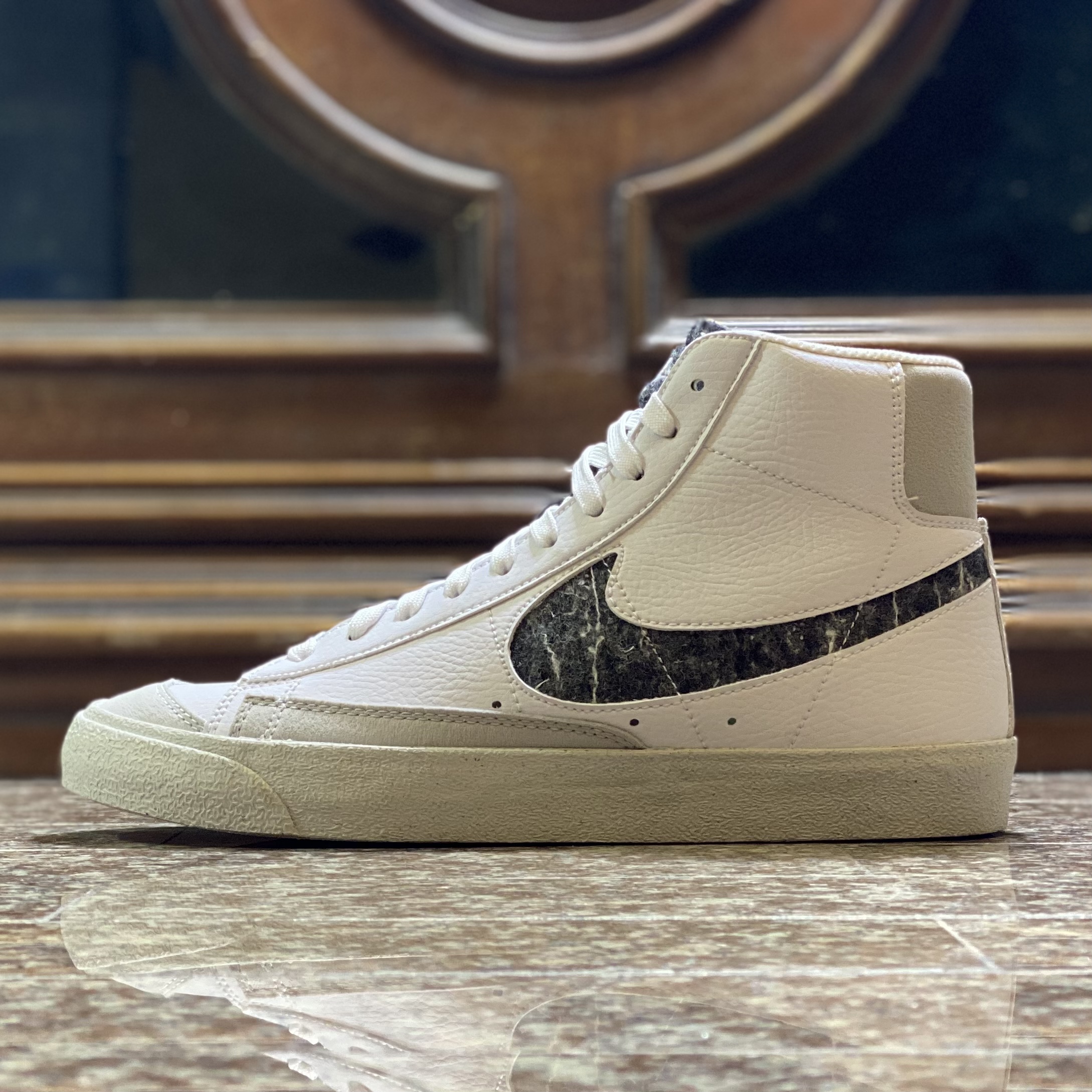 รองเท้า Nike Blazer 77 Mid ‘Vintage’ (M9US)