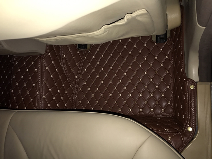 พรมปูพื้นรถยนต์ BENZ E230 W210 ปี1995-03 พรม6D สีน้ำตาลเข้ม เข้ารูป เต็มคัน 3ชิ้น