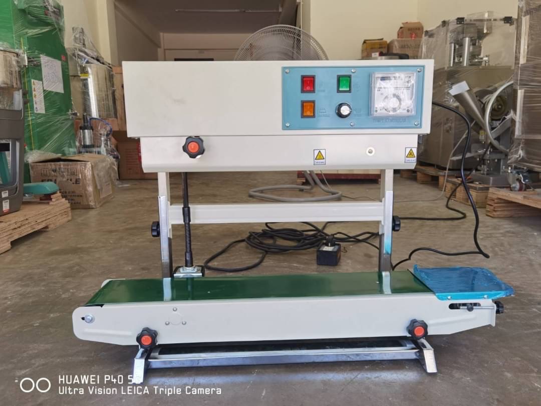 เครื่องซีลปากถุงแบบแนวตั้ง ต่อเนื่อง รุ่น WZ-FR900