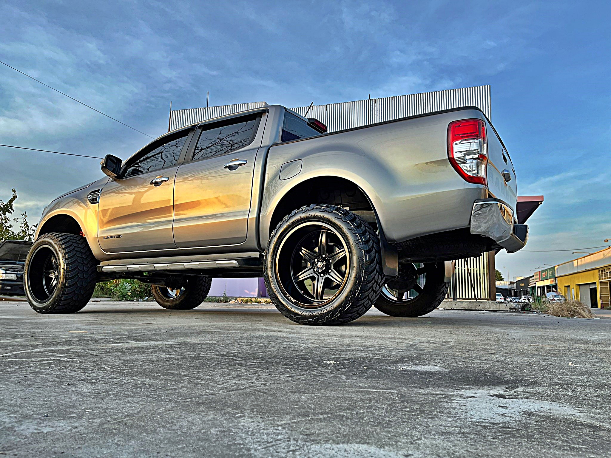 FORD RANGER ล้อ HOSTILE H117 ขอบ22 ที่ STEP9