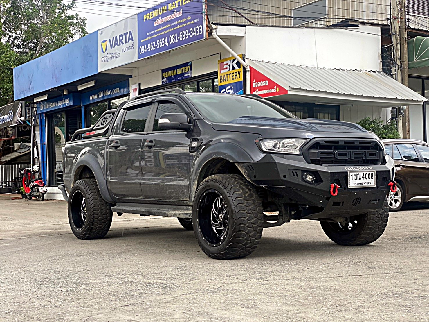 FORD จัดชุดใหม่ ทรงเมกาที่ STEP9